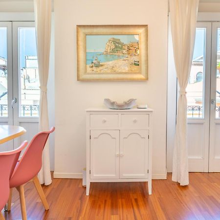 Perle Gemelle In Marina Lägenhet Cagliari Exteriör bild